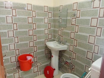 Shri Satya Sai Homestay,,2 star
