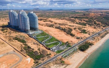 the raclay mandala cham bay mui ne