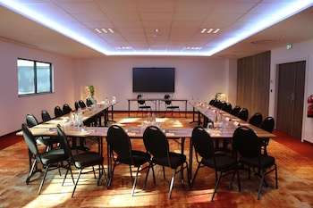 kyriad prestige sarrebourg les terrasses