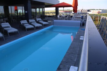 kyriad prestige sarrebourg les terrasses