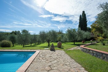 poggio ai pianacci flo apartments