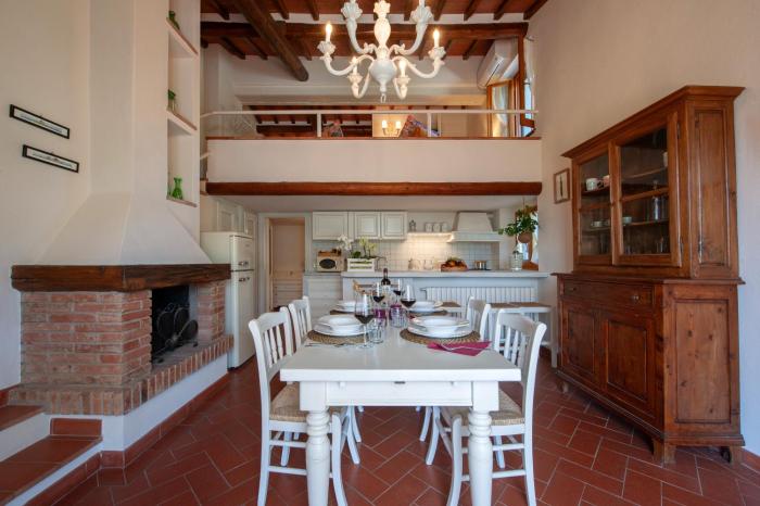 poggio ai pianacci flo apartments