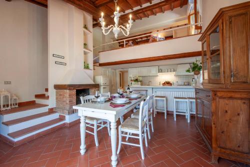 poggio ai pianacci flo apartments