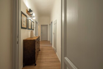 canto rivolto flo apartments