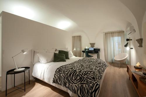 canto rivolto flo apartments