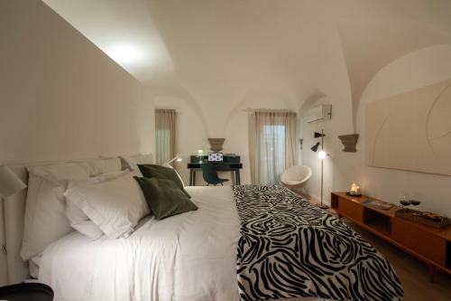 canto rivolto flo apartments
