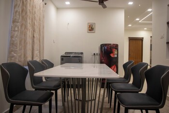 twin villa luxury stays