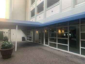 compass cove condos