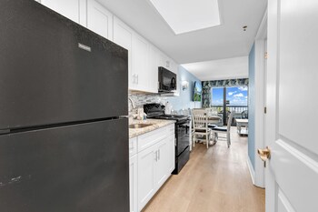 compass cove condos