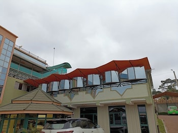 stepwing resort