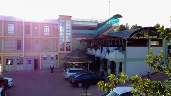 stepwing resort