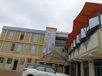 stepwing resort