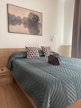 Urban Stay Siena,,3 star