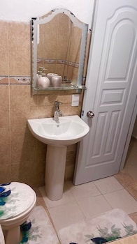 num 1 comfort apartment centro bonao