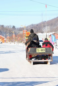 Snow Valley Ma Hua Inn,,3 star