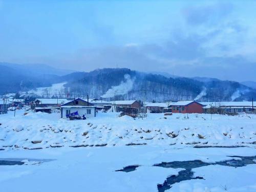 snow valley ma hua inn