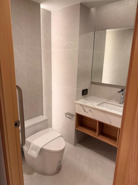 aston hotel pattaya