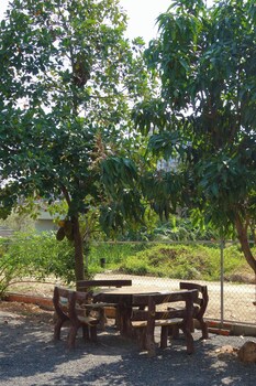 ahha river breeze kampot