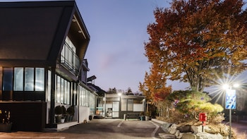 byeolsaem private house