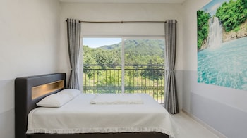 byeolsaem private house