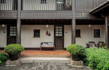 lijiang old town lanshe hotel