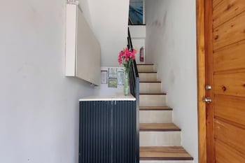 evas guest house