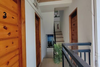 evas guest house