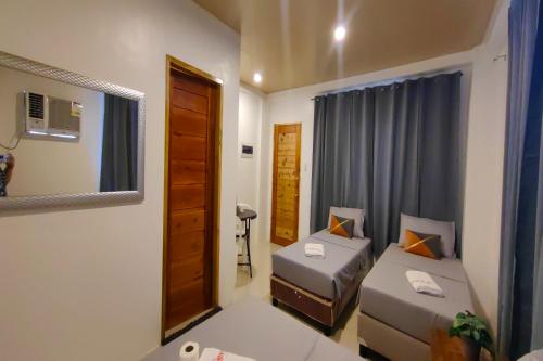 evas guest house