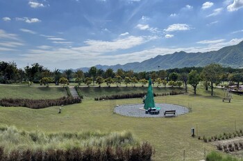 honey queen resort