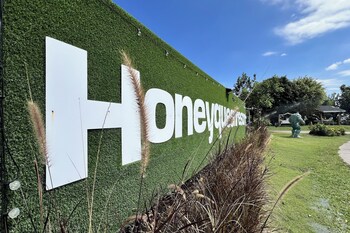 honey queen resort