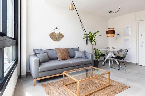 valencia apartments by olala homes