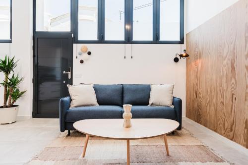 valencia apartments by olala homes