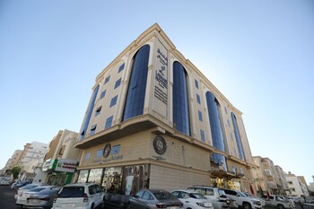 layale lamar hotel
