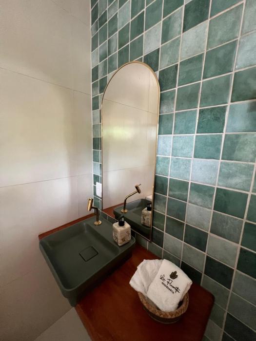 la fluorita hospedaria