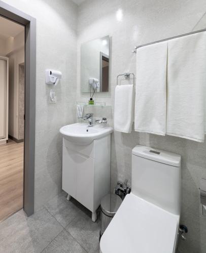 city deluxe apartments
