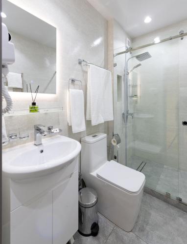 city deluxe apartments