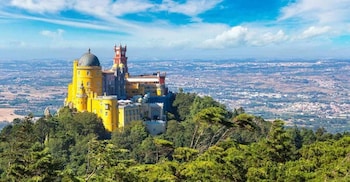 Goa Square Guesthouse By Lisbon With Sintra,Av. Dom Nuno Álvares Pereira,2 star