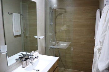 masdar oasis 2 design apartments by rhh
