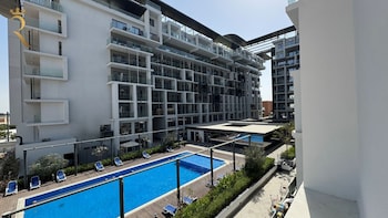 masdar oasis 1 modern apartmenst by rhh