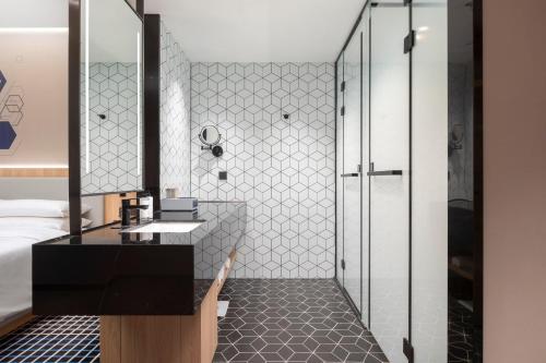 microtel by wyndham taicang shaxi