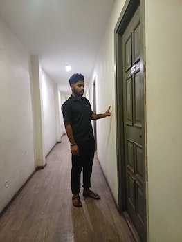 motel rajadani residency