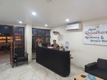 motel rajadani residency