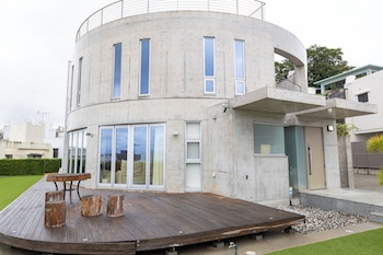 urban view villa