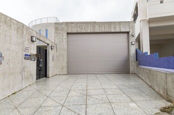 urban view villa
