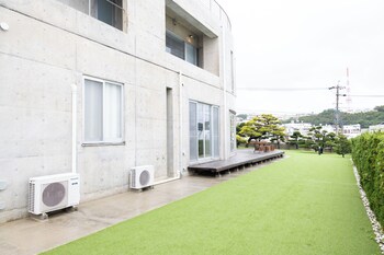 urban view villa