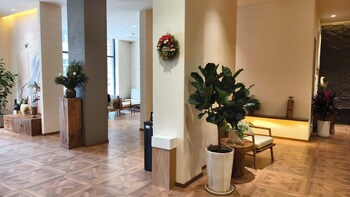 Shiershan Yuntang Hotel,,4 star