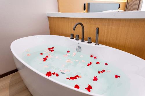shiershan yuntang hotel