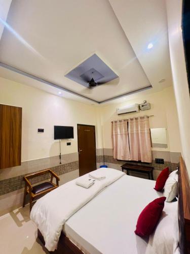 Gitanshi Palace,,2 star