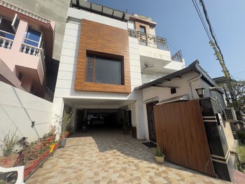 happy feet boutique homestay