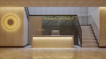 quaint signature hotel san lawrenz